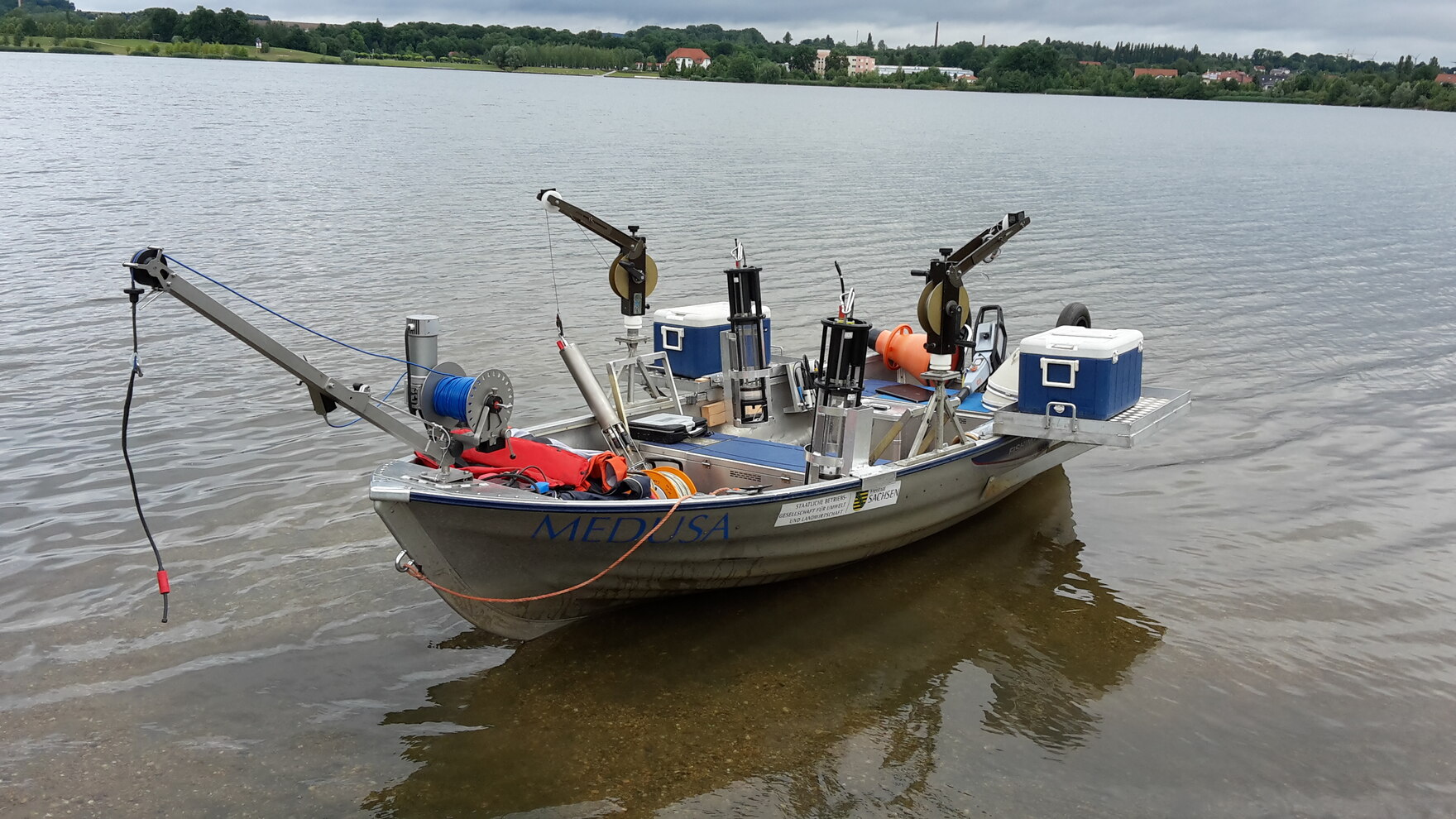 Messboot der Staatlichen Betriebsgesellschaft für Umwelt und Landwirtschaft (BfUL) 